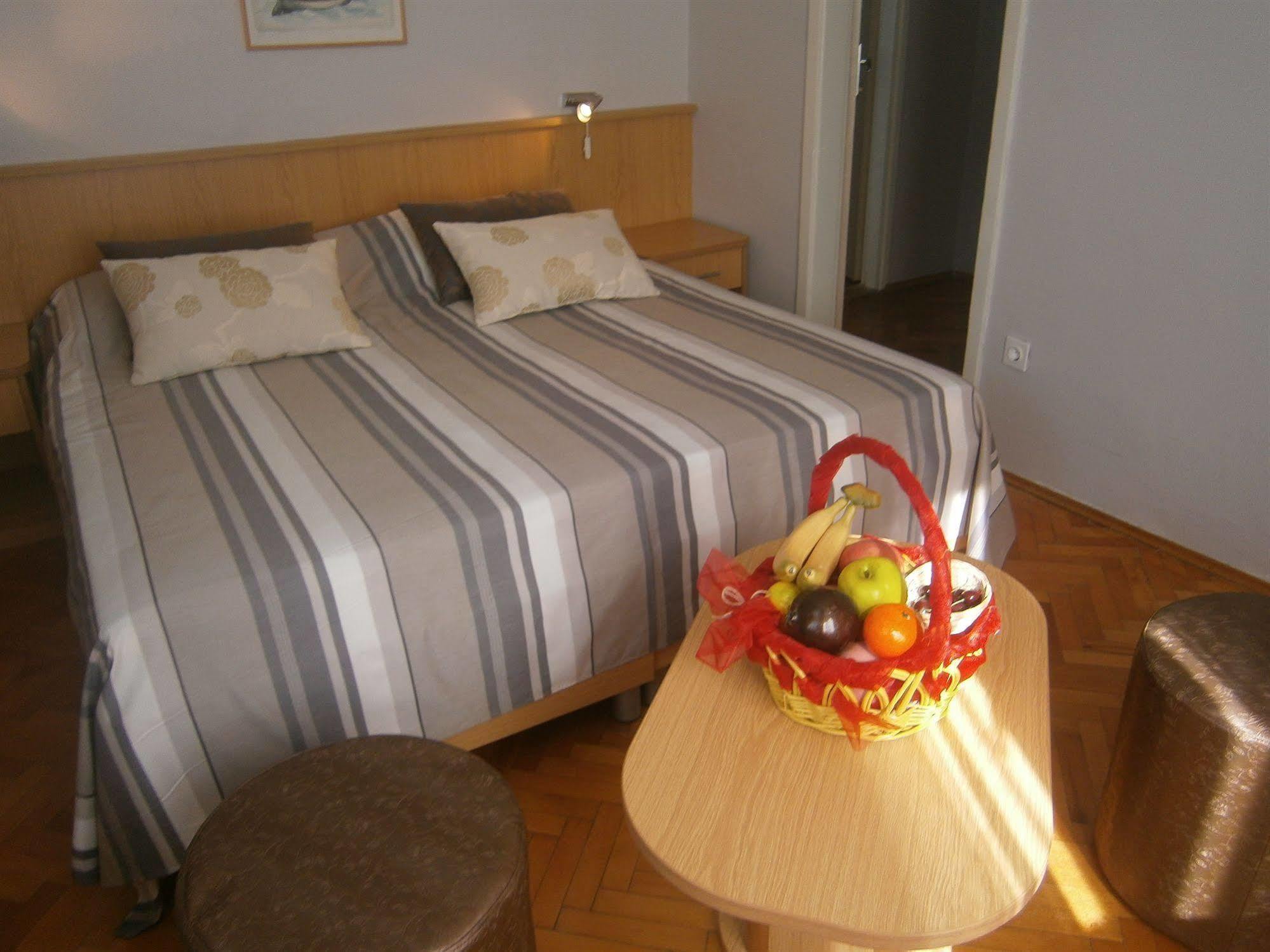 Moeesy, Blue & Oasis Hotel 5*